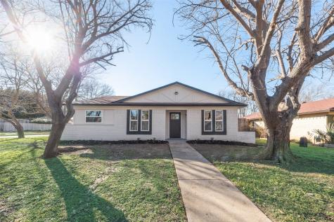 1810 Lanette Lane Arlington TX 76010