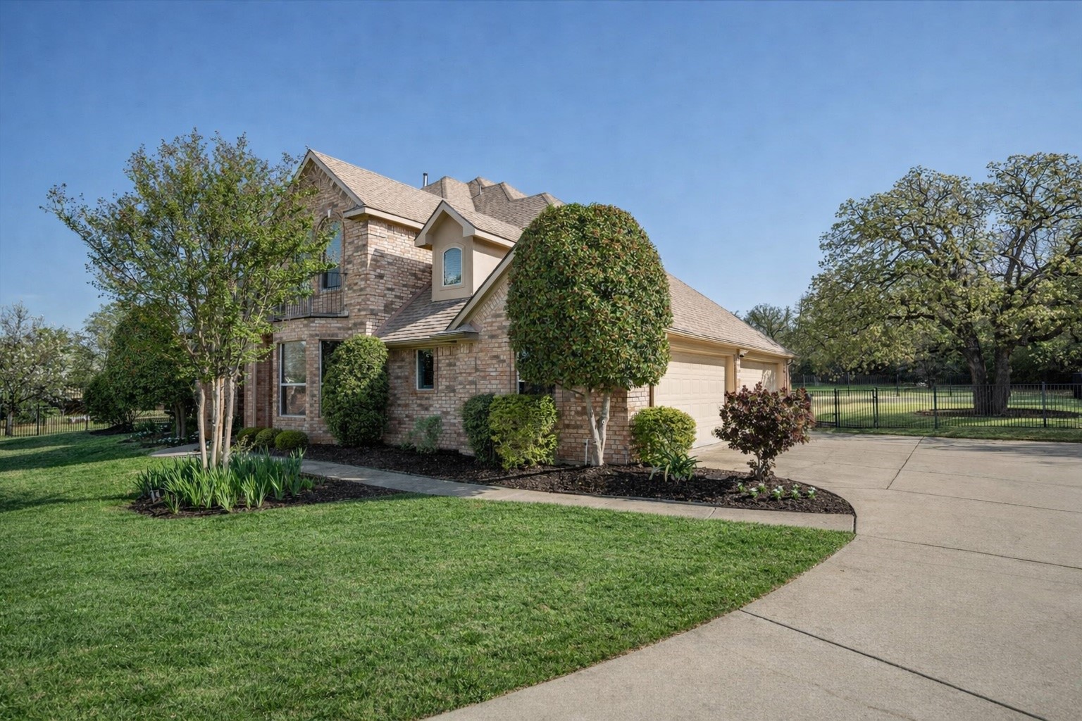 275 Fox Trot Lane Double Oak TX 75077