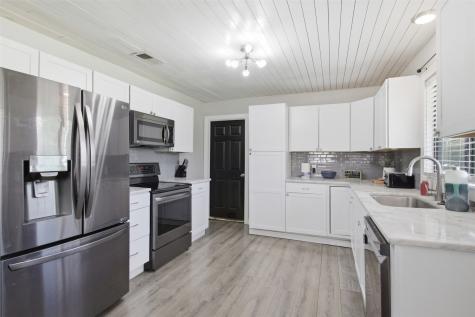 3003 Mitchell Street Greenville TX 75402