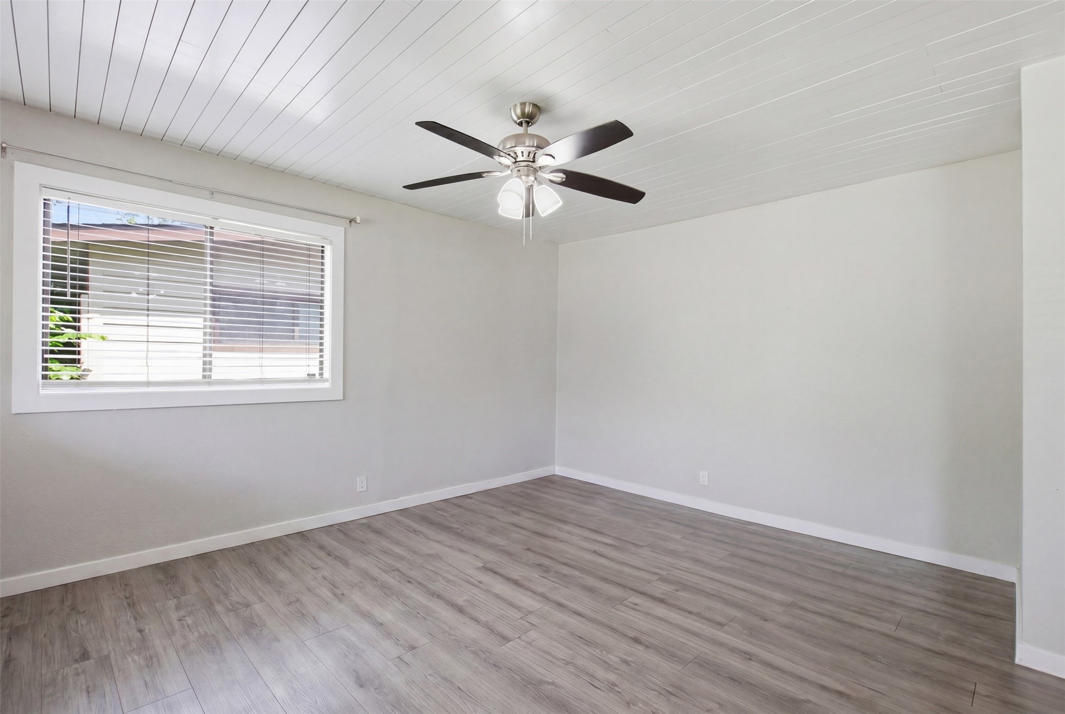 3003 Mitchell Street Greenville TX 75402