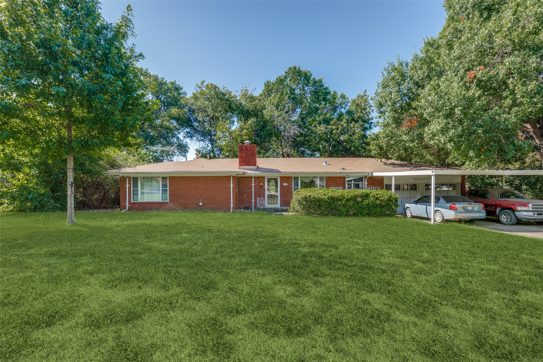 6932 Hovenkamp Avenue Richland Hills TX 76118