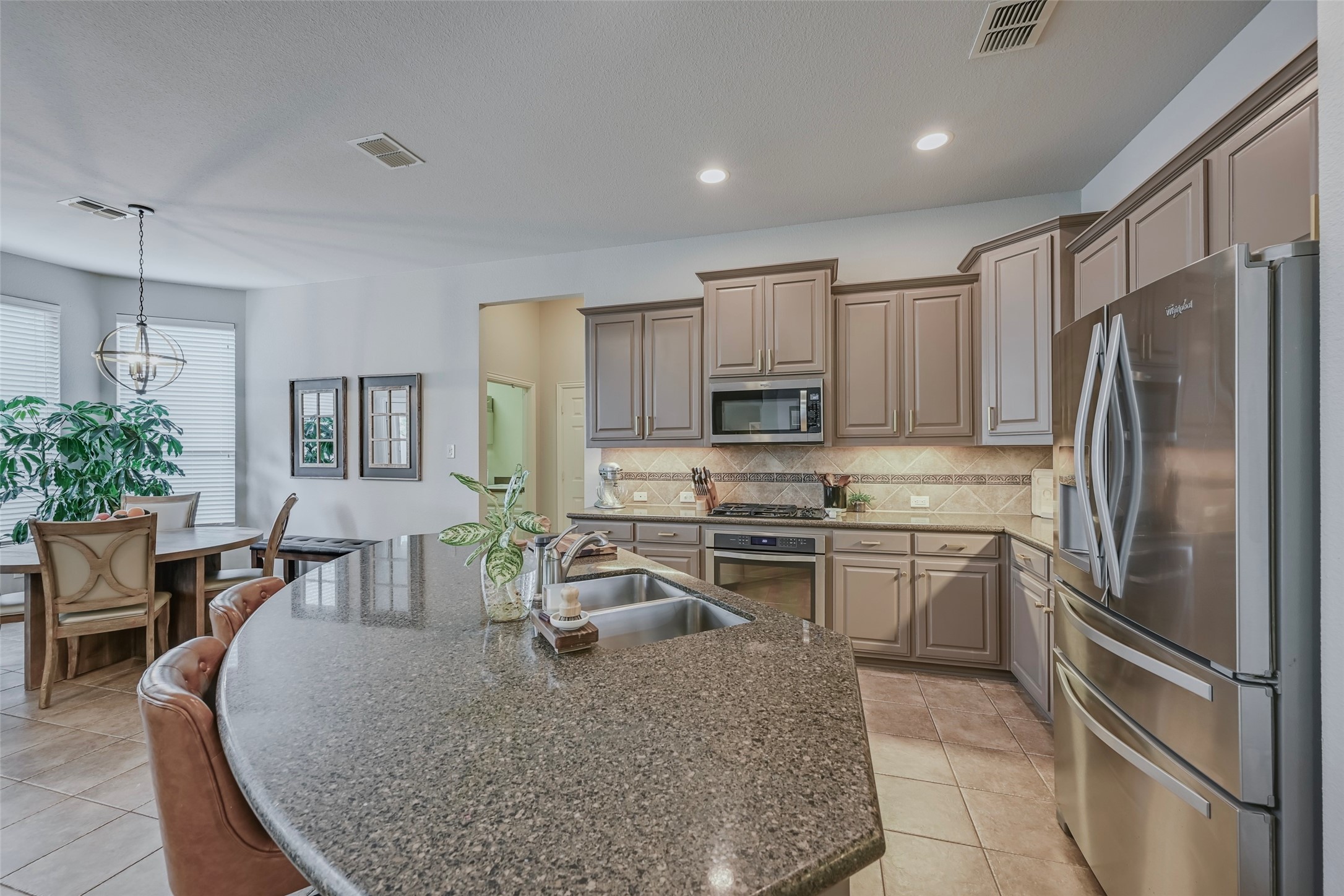 2659 Bridgewater Drive Grand Prairie TX 75054