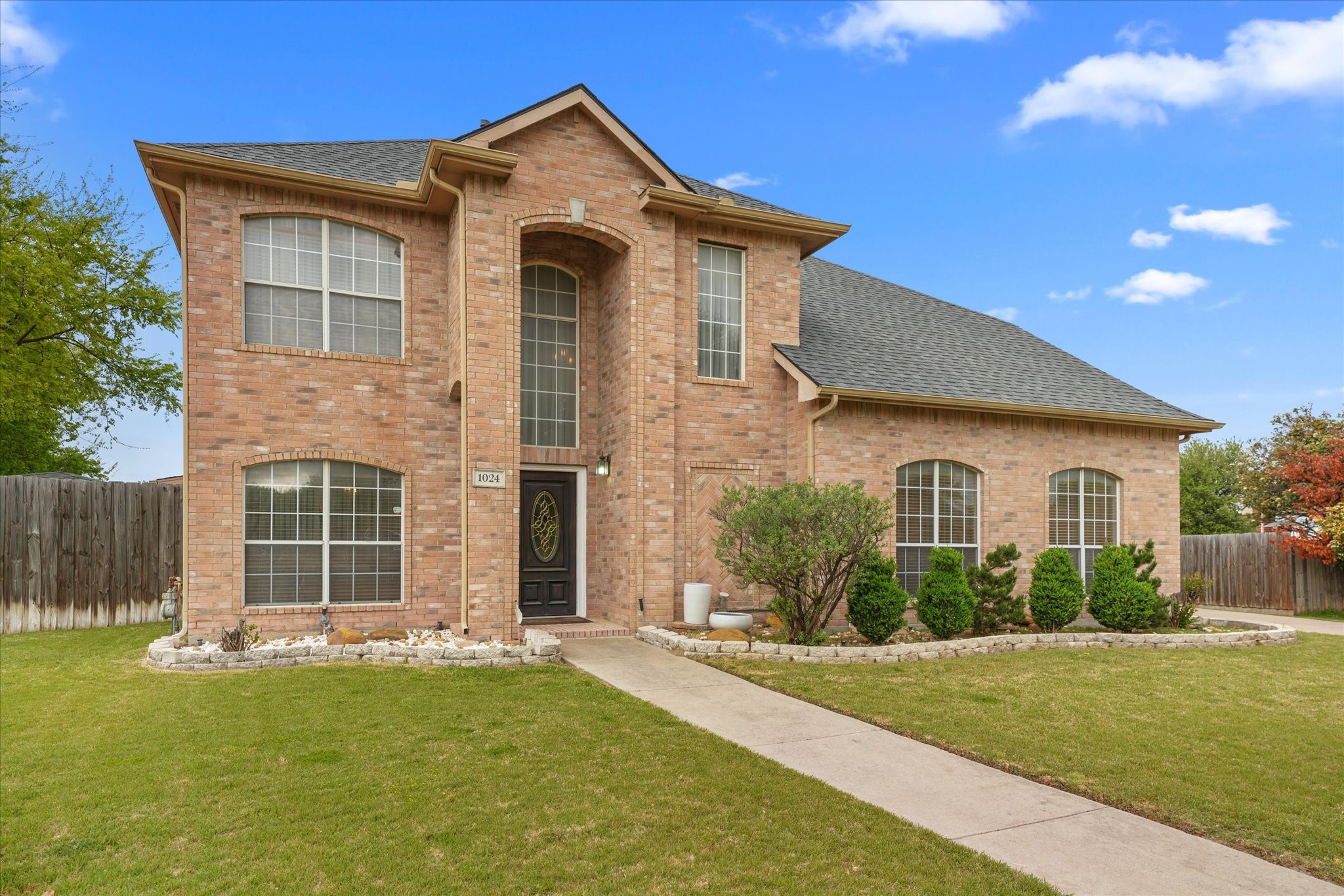 1024 Choke Cherry Lane Crowley TX 76036