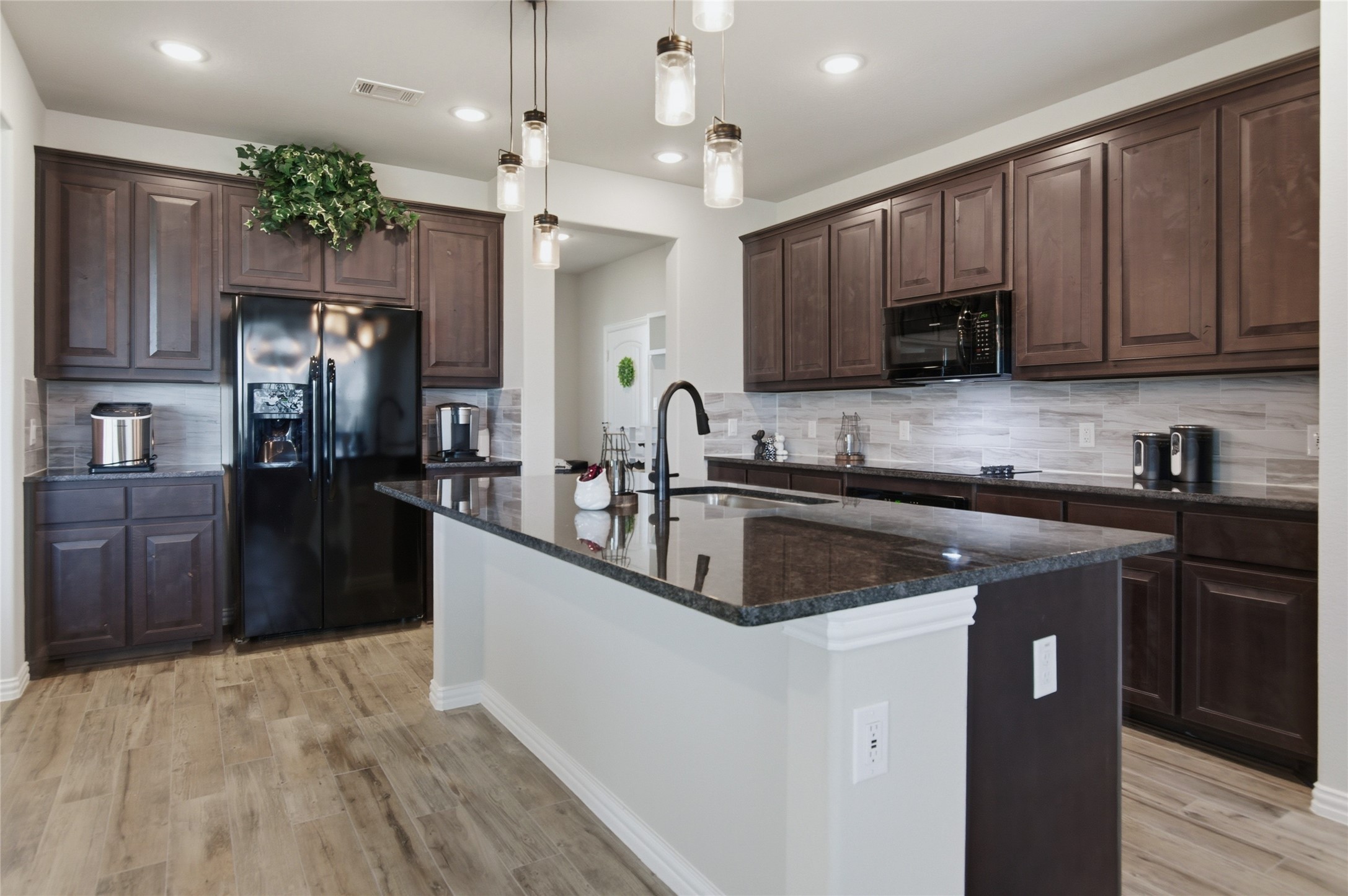 6343 Rustic Edge Street Godley TX 76044