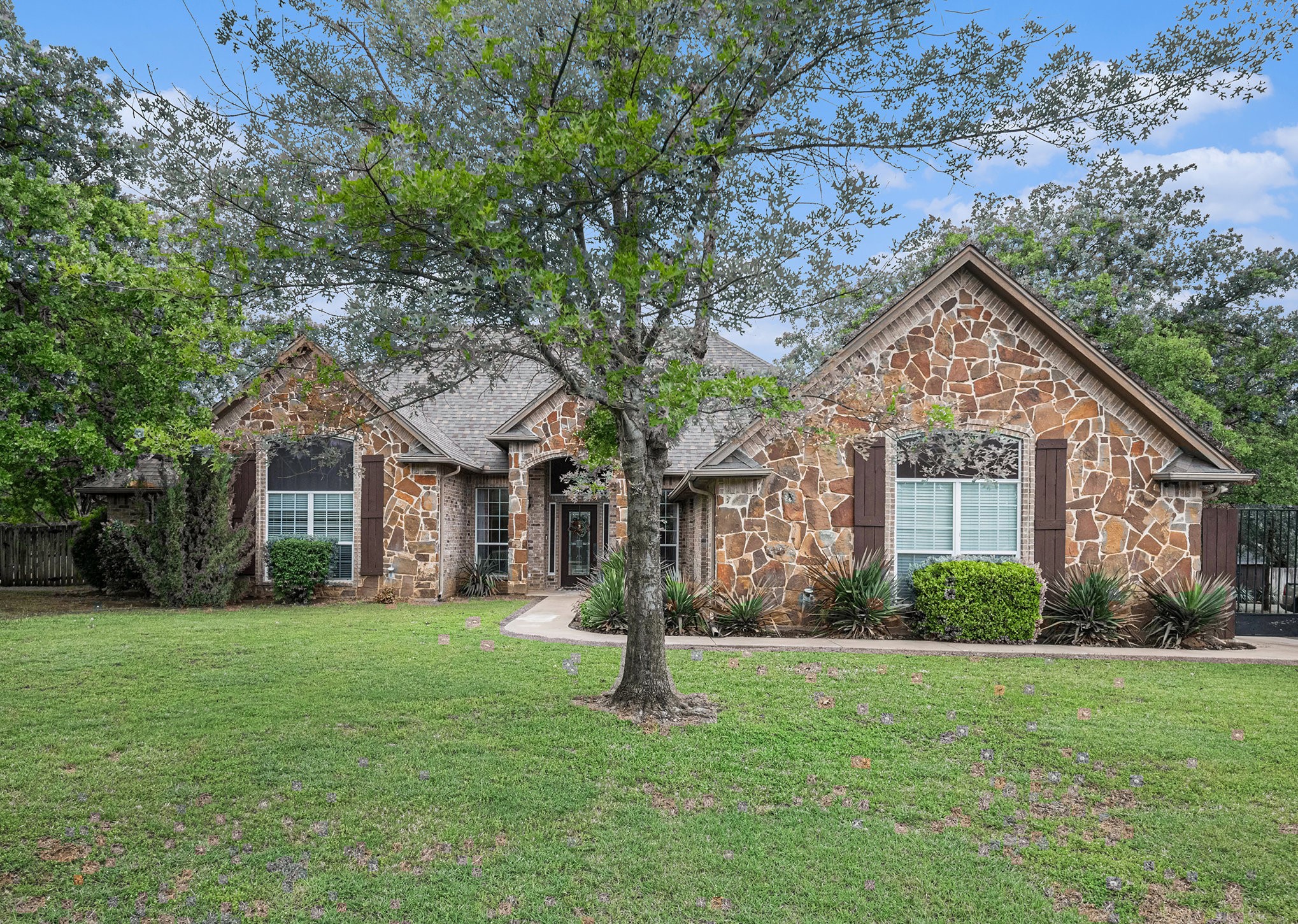 188 Overton Ridge Circle Weatherford TX 76088