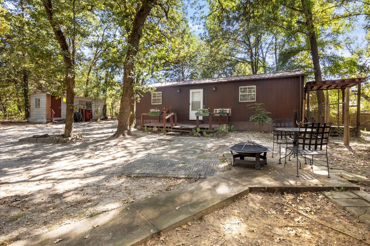 23207 Holly Road Mineola TX 75773