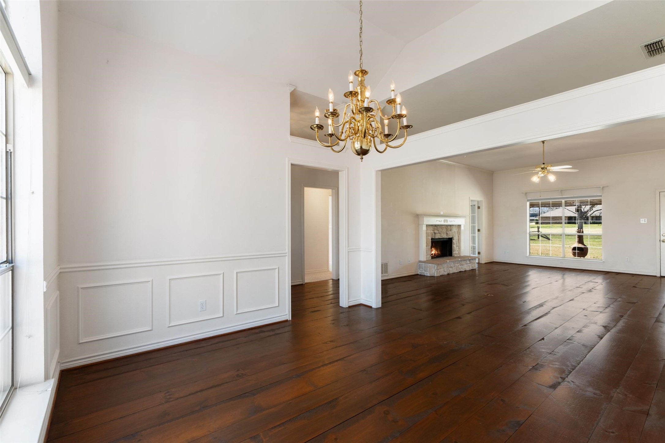 8908 Woodlawn Drive Granbury TX 76049