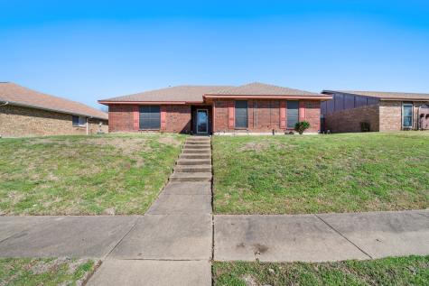 1325 Greenbriar Lane Lancaster TX 75146