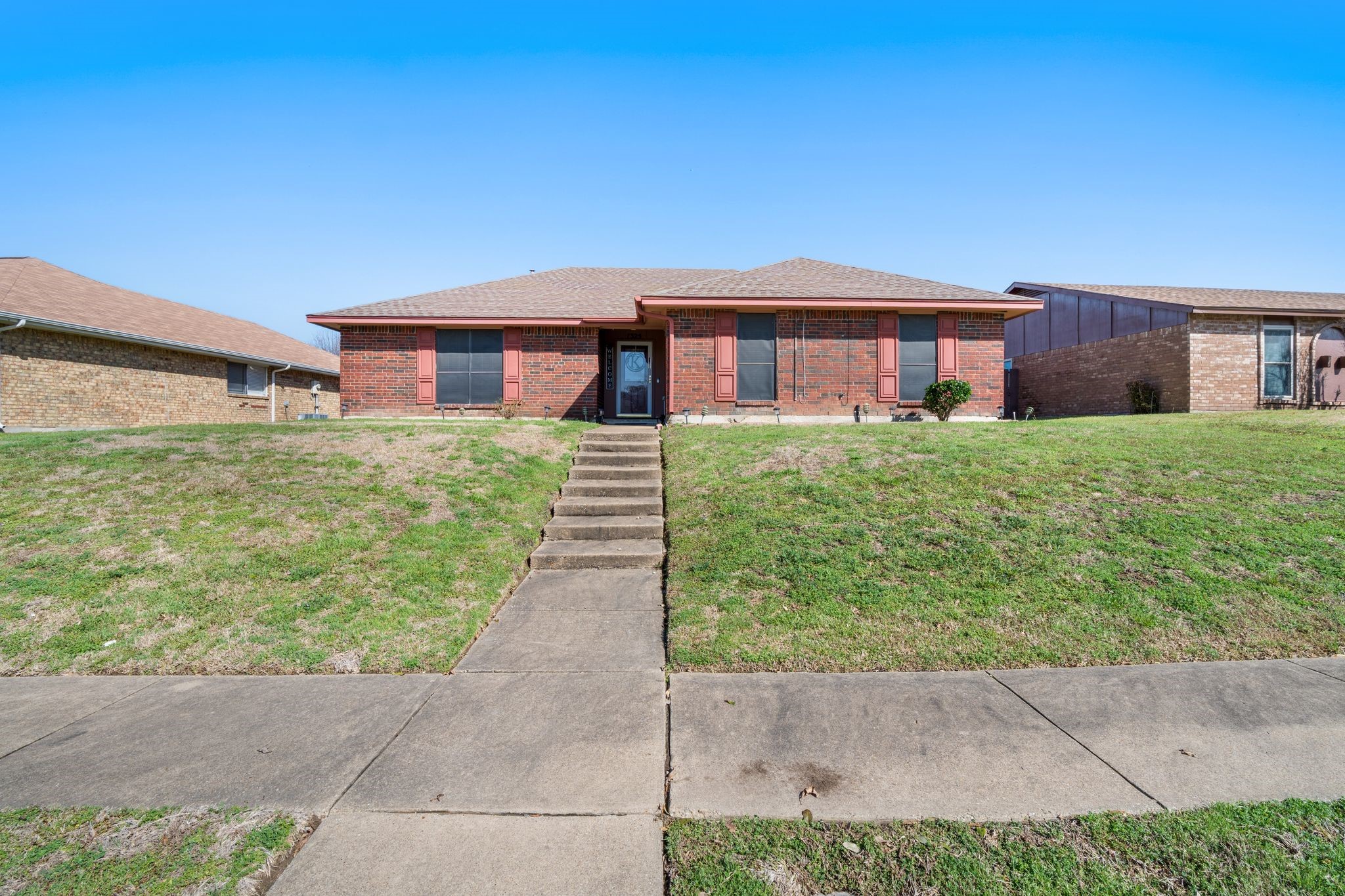 1325 Greenbriar Lane Lancaster TX 75146