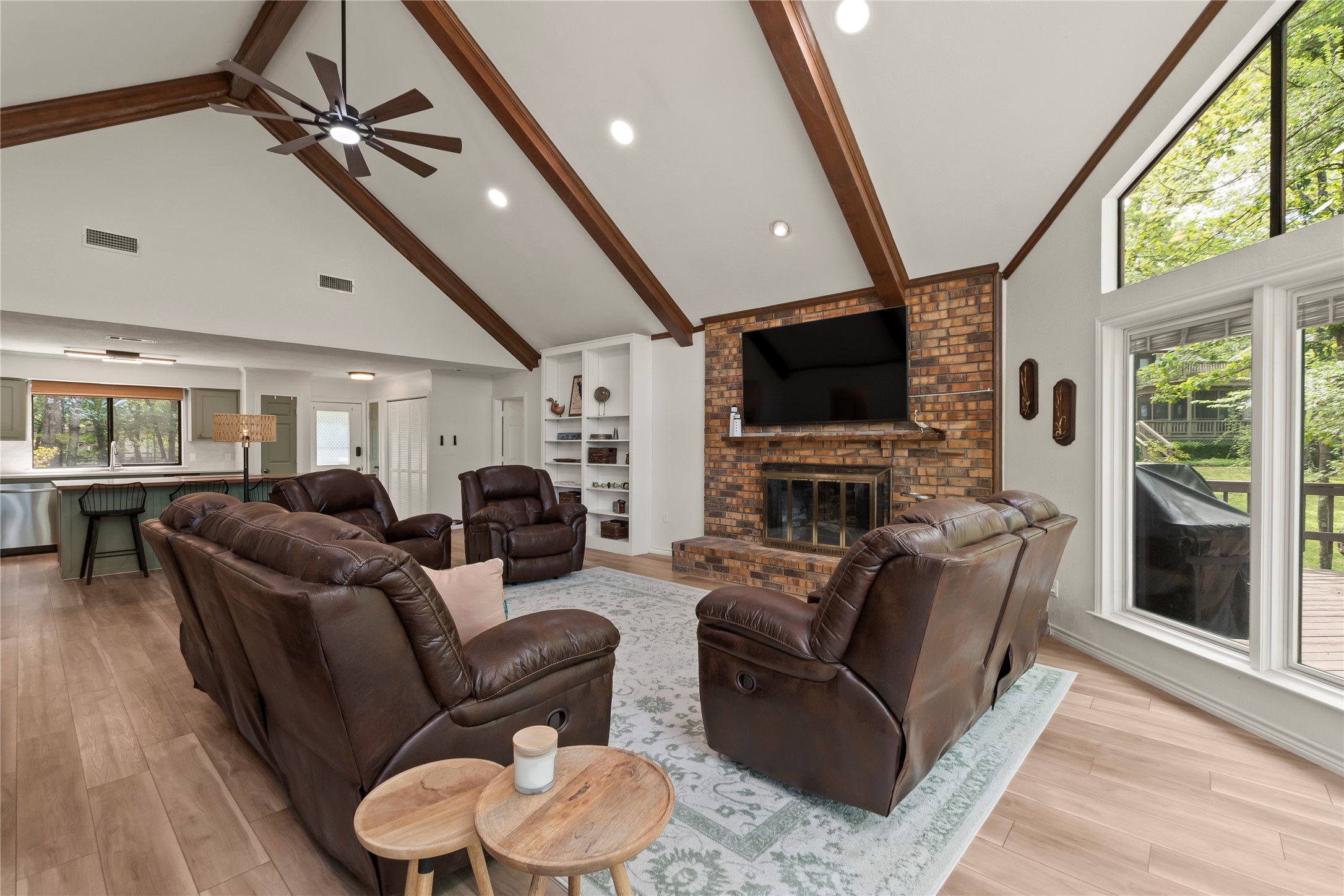 1611 Emma Drive Tool TX 75143
