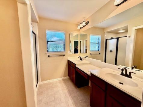 9608 Applewood Trail Denton TX 76207