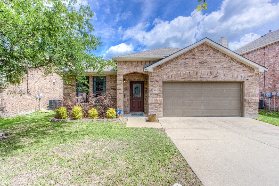 10712 Lipan Trail Fort Worth TX 76108