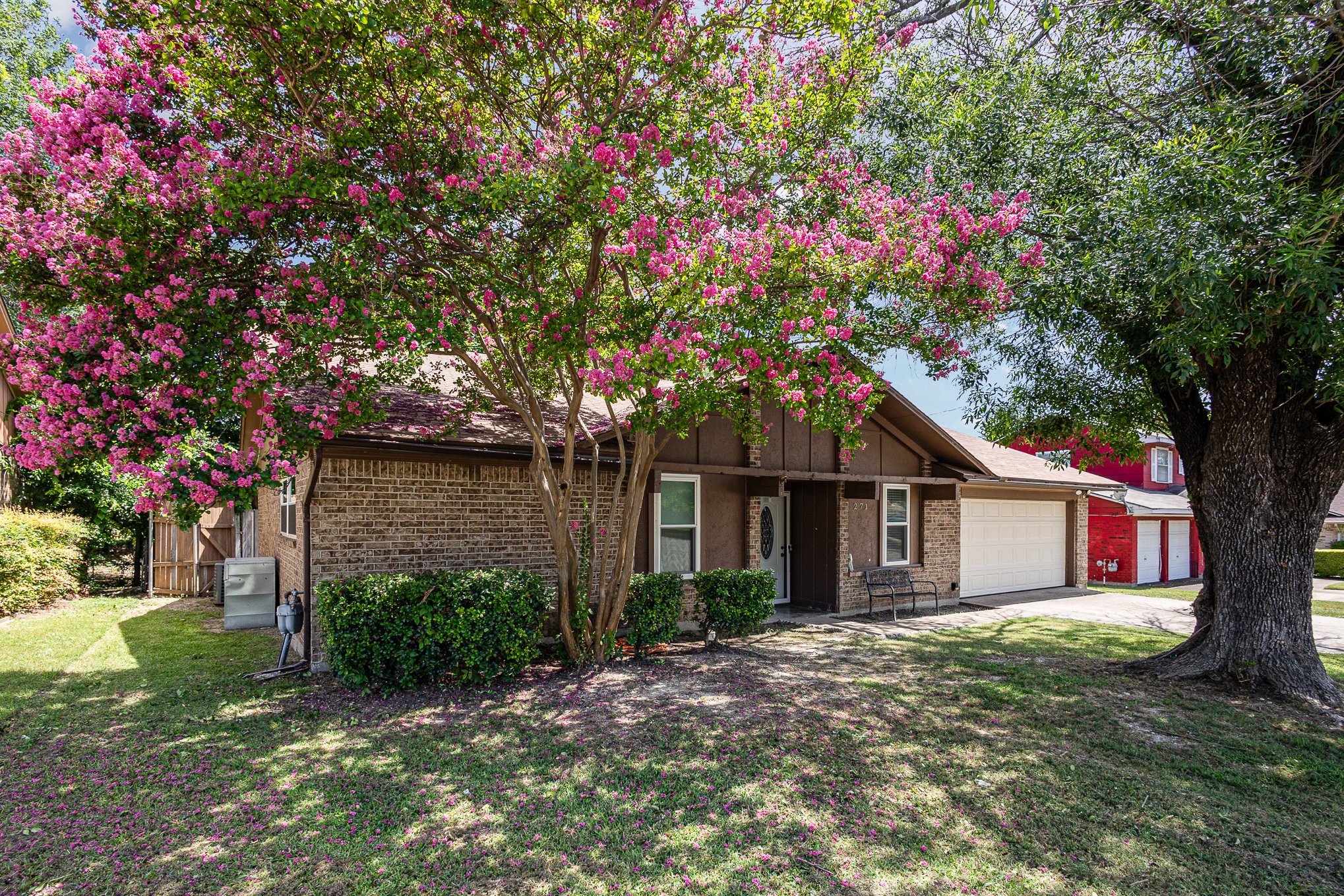 271 Merribrook Trail Duncanville TX 75116
