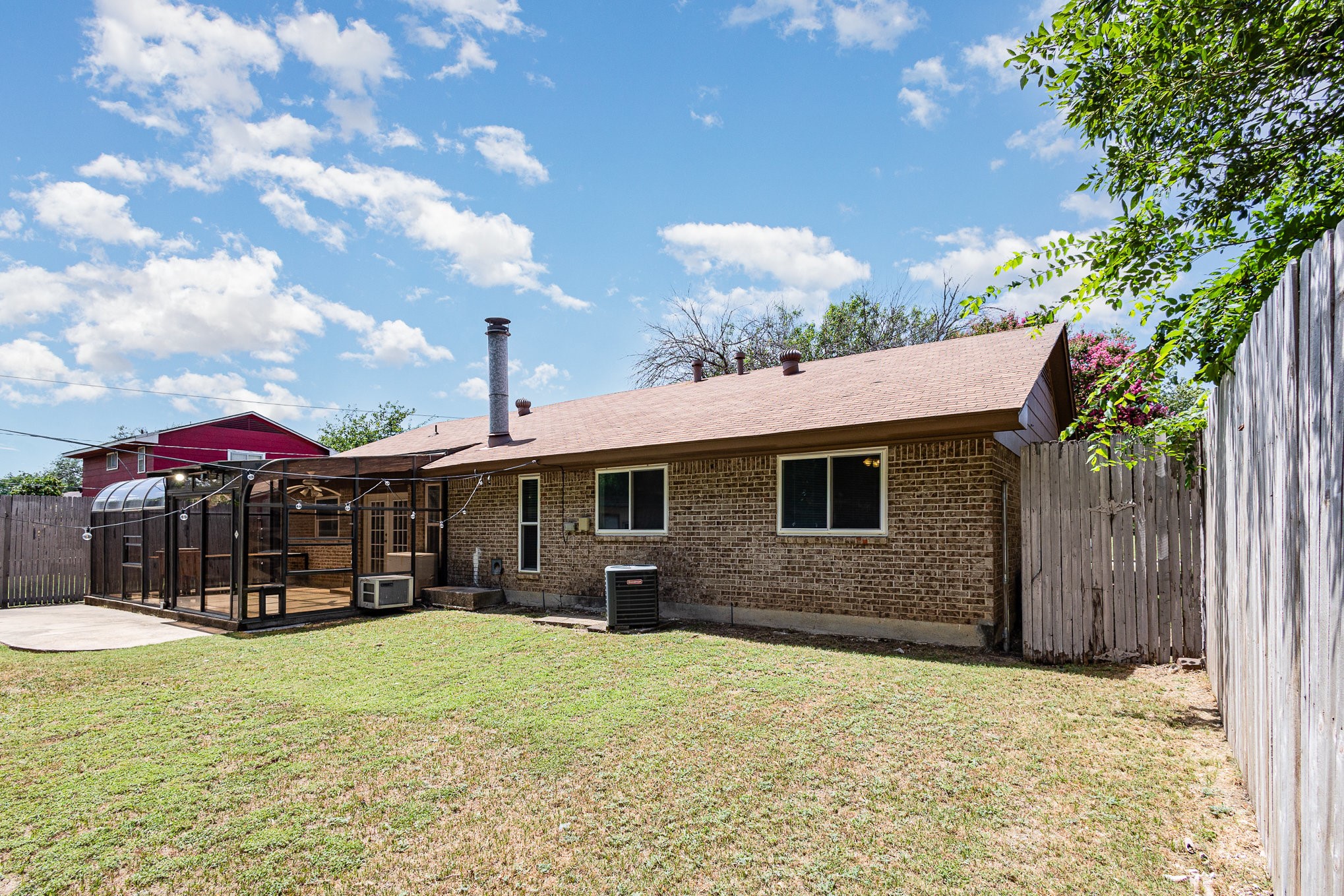 271 Merribrook Trail Duncanville TX 75116