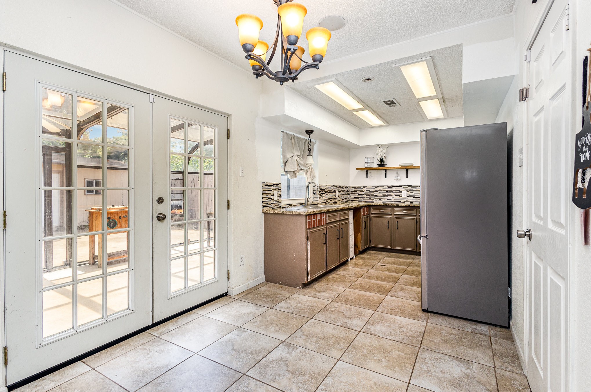 271 Merribrook Trail Duncanville TX 75116
