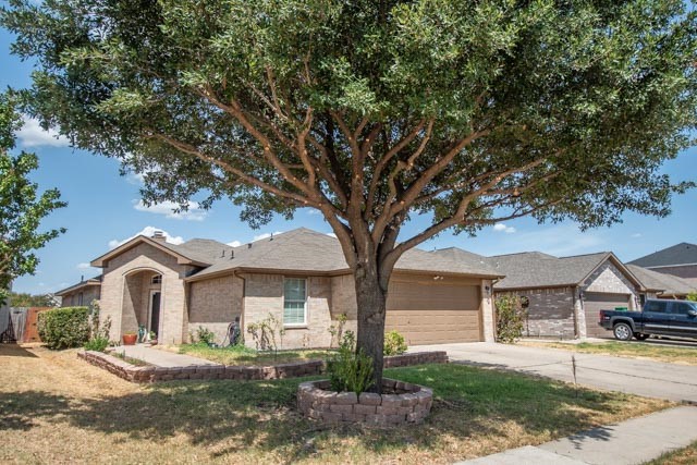 1032 Castille Drive Grand Prairie TX 75051