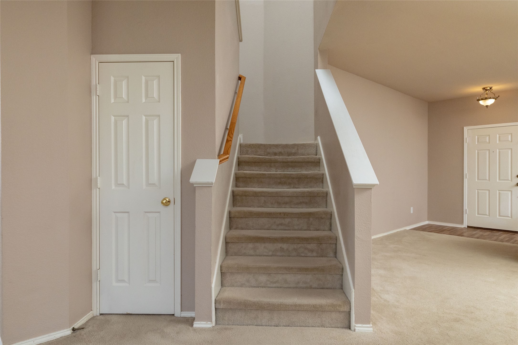 7515 Cresswell Drive Arlington TX 76001