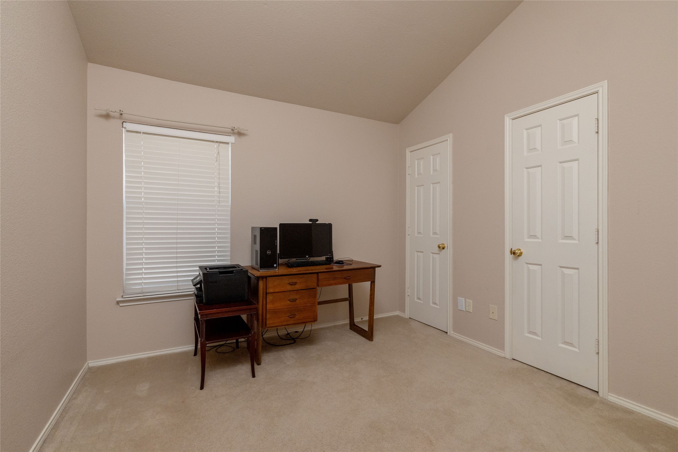 7515 Cresswell Drive Arlington TX 76001