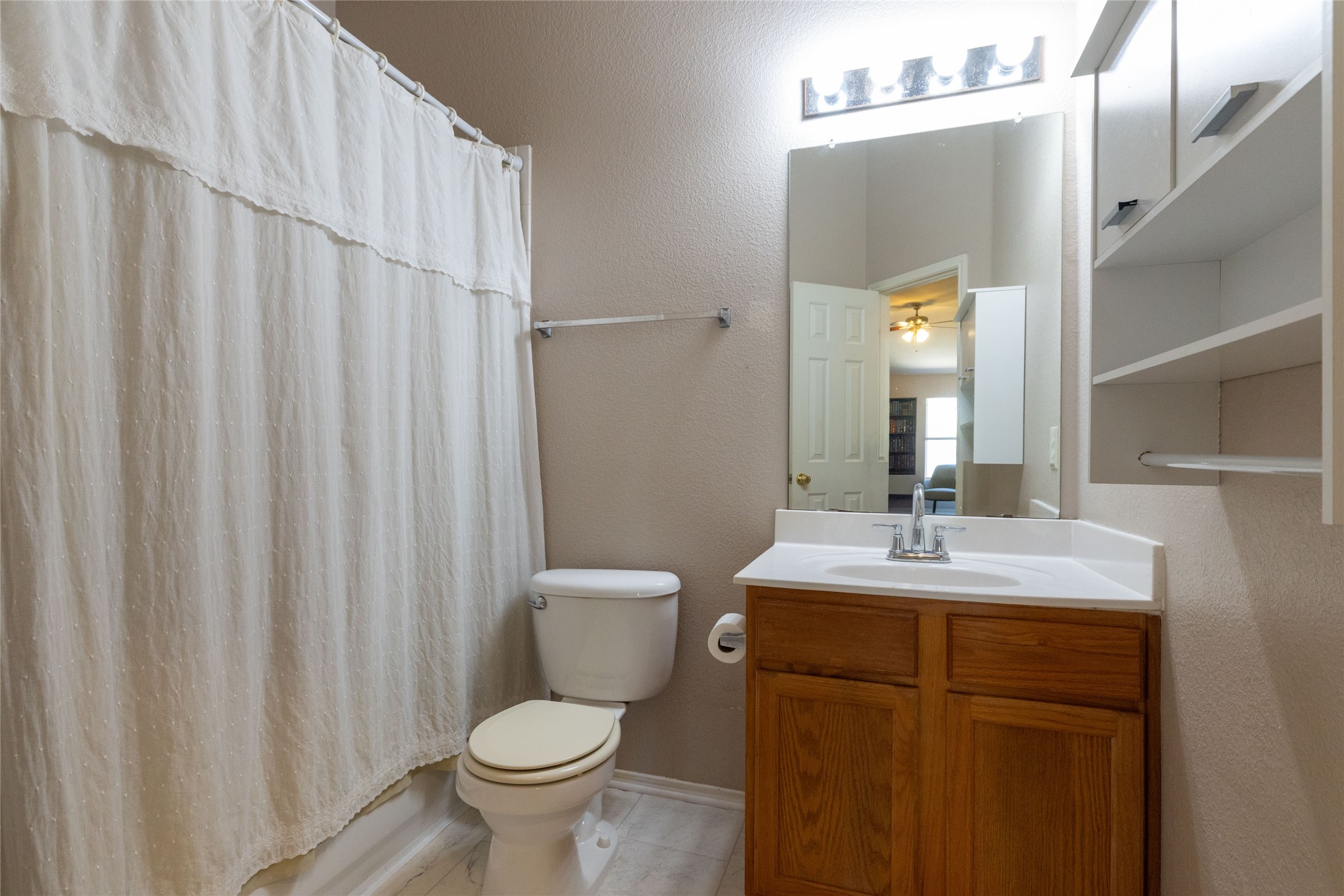 7515 Cresswell Drive Arlington TX 76001