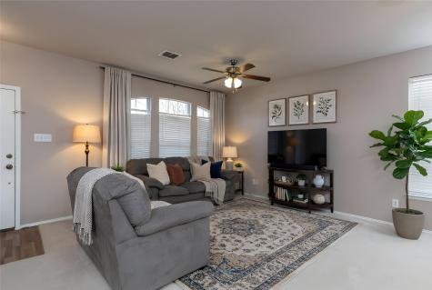 7515 Cresswell Drive Arlington TX 76001