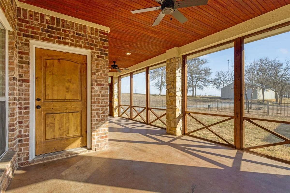 16900 County Road 706 Leonard TX 75452