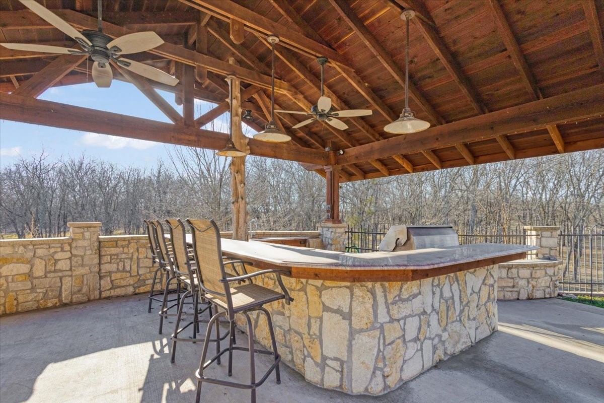 16900 County Road 706 Leonard TX 75452