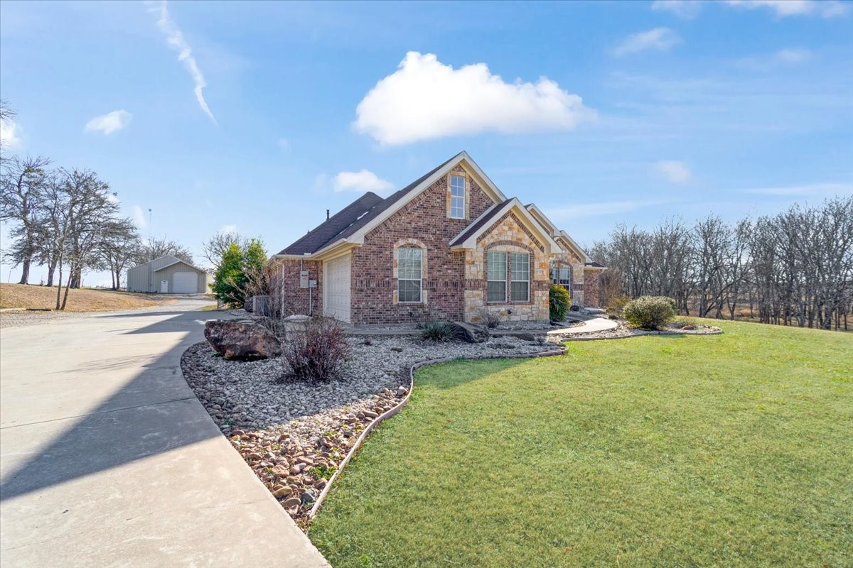 16900 County Road 706 Leonard TX 75452