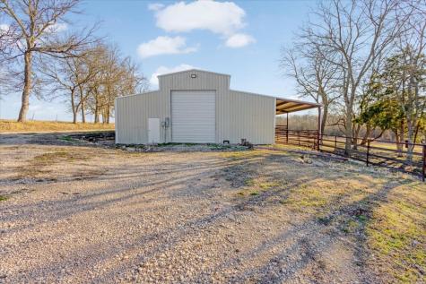 16900 County Road 706 Leonard TX 75452