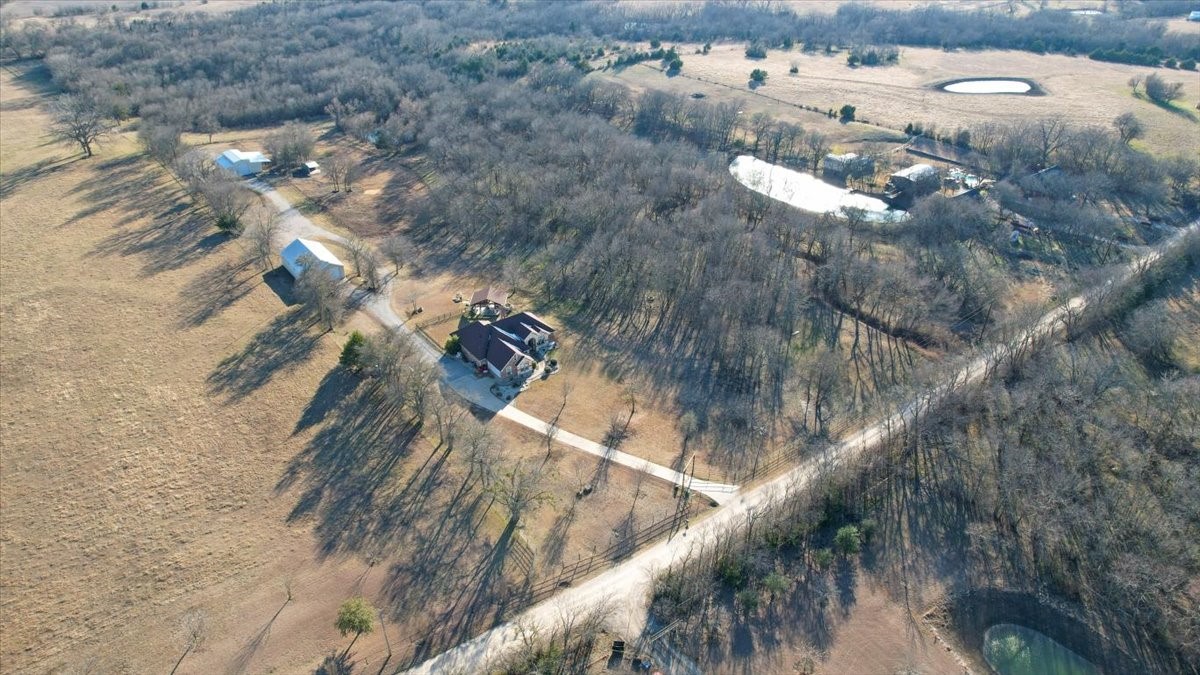 16900 County Road 706 Leonard TX 75452