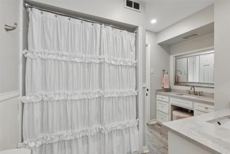 7439 Stonecrest Drive Dallas TX 75254
