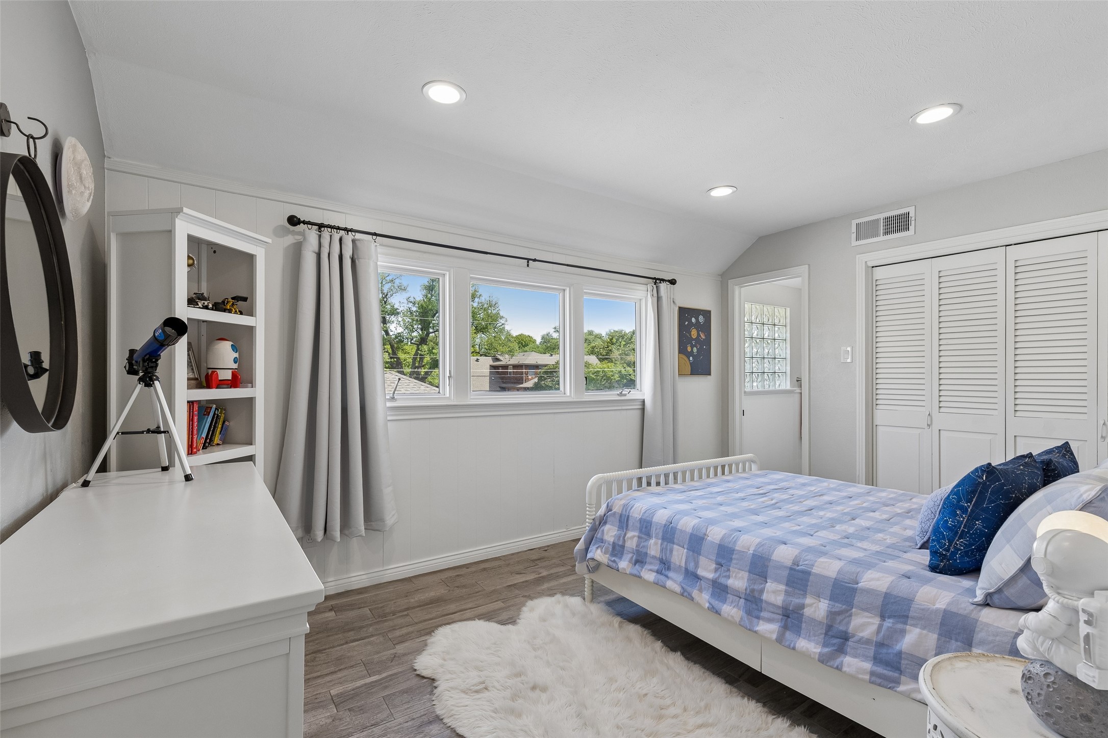 7439 Stonecrest Drive Dallas TX 75254
