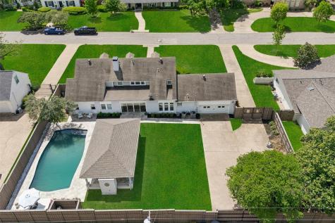 7439 Stonecrest Drive Dallas TX 75254