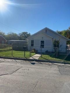 737 Ritchey Street Gainesville TX 76240