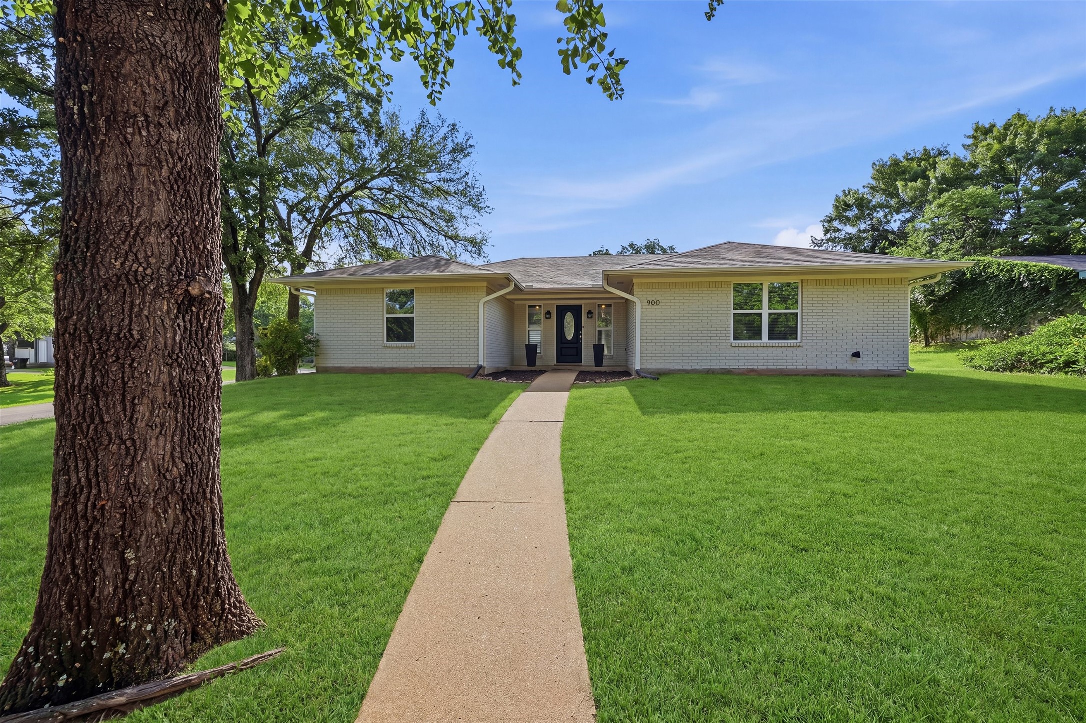 900 Cortez Street Denison TX 75020