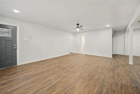5520 Jewell Avenue Fort Worth TX 76112