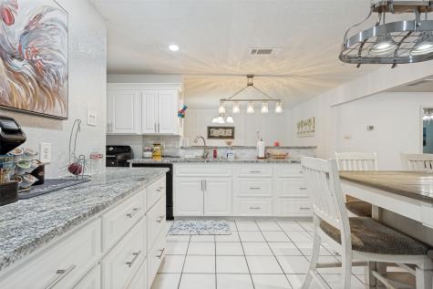 326 Independence Drive Garland TX 75043