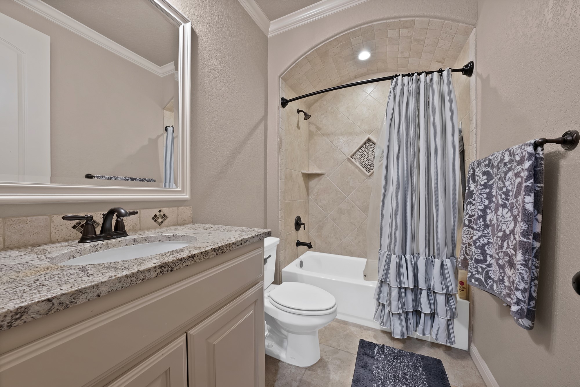 2548 Bunker Hill Drive Burleson TX 76028