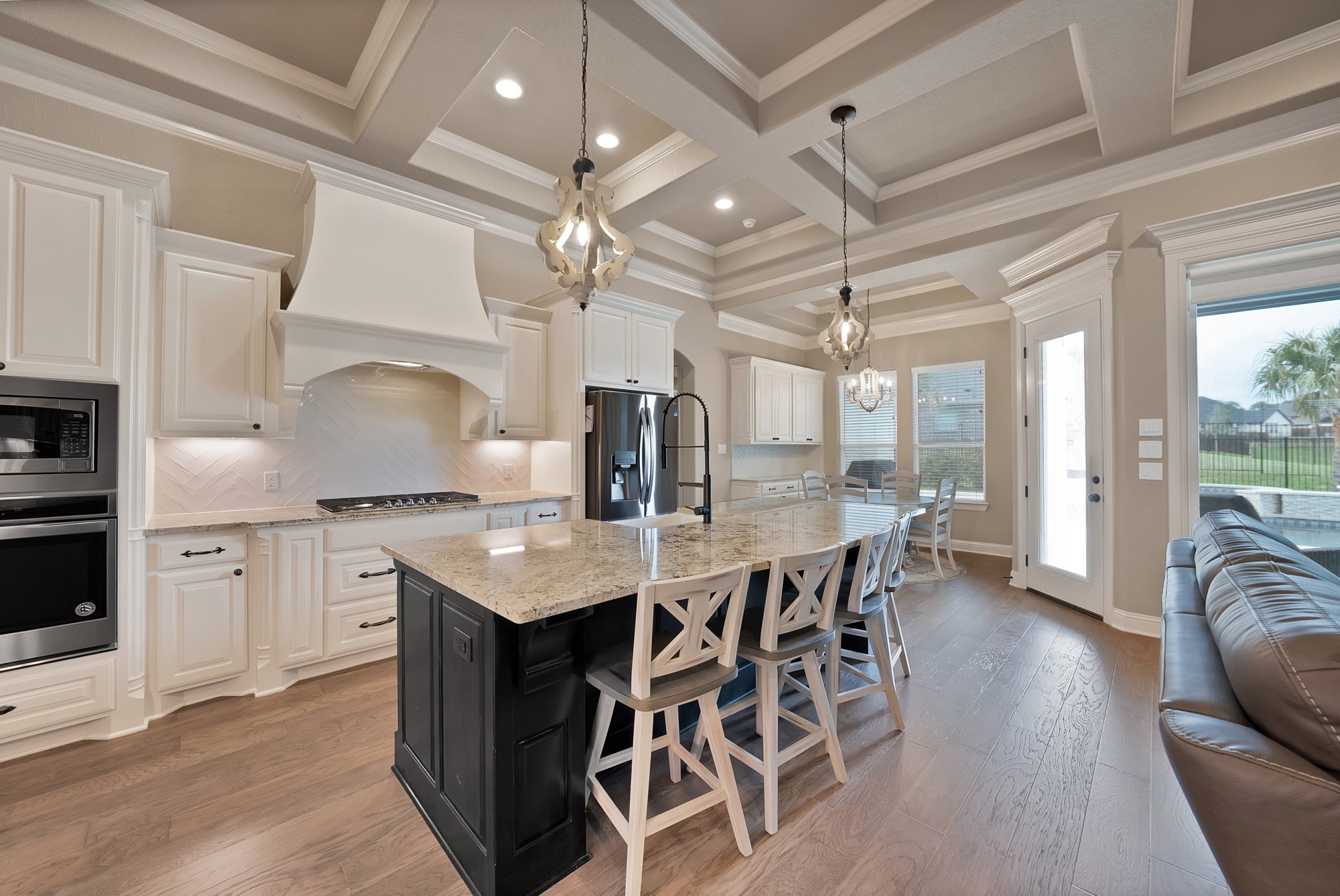 2548 Bunker Hill Drive Burleson TX 76028