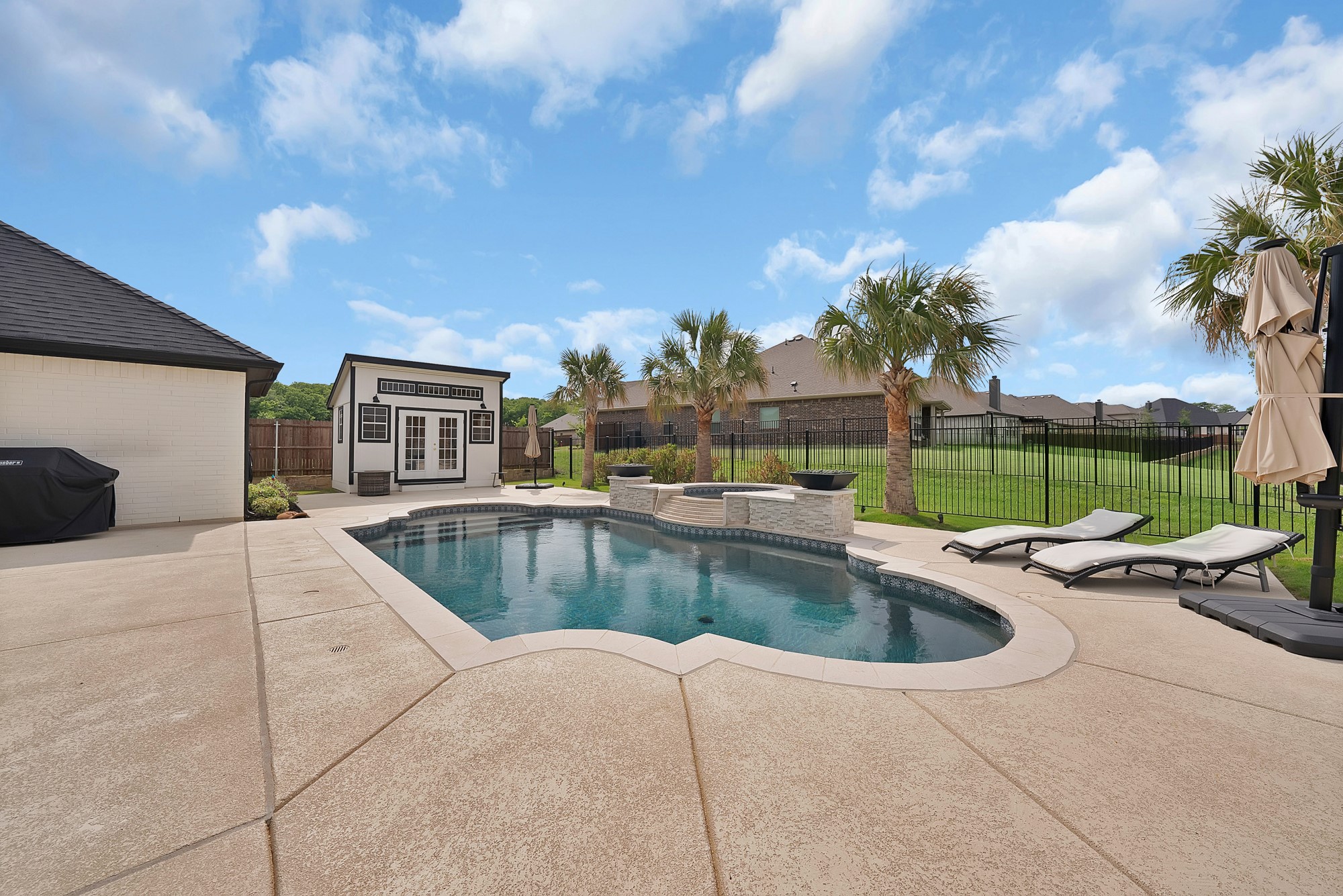 2548 Bunker Hill Drive Burleson TX 76028