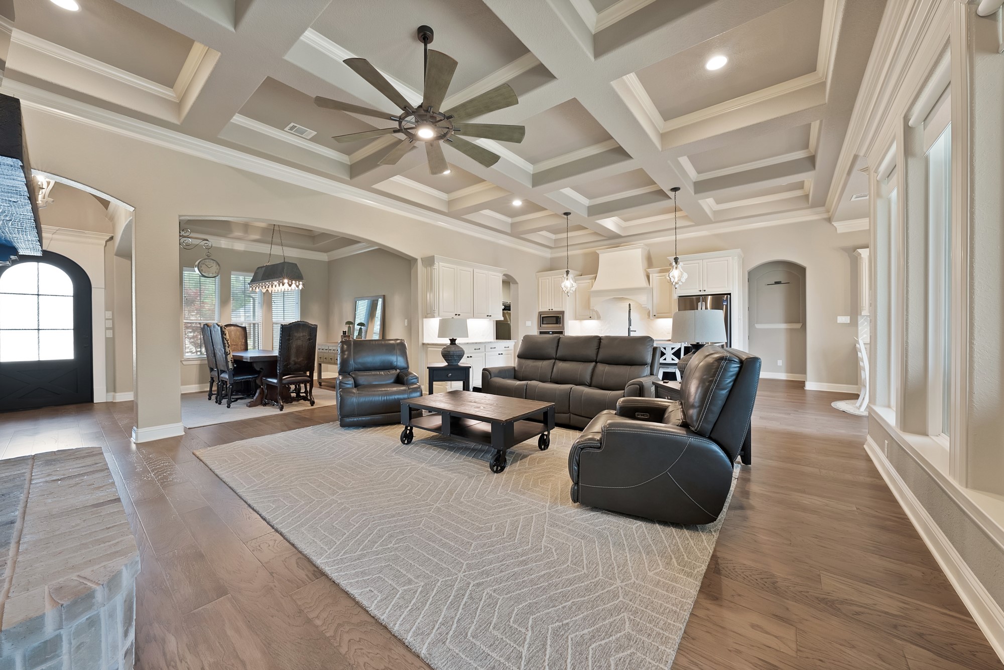 2548 Bunker Hill Drive Burleson TX 76028