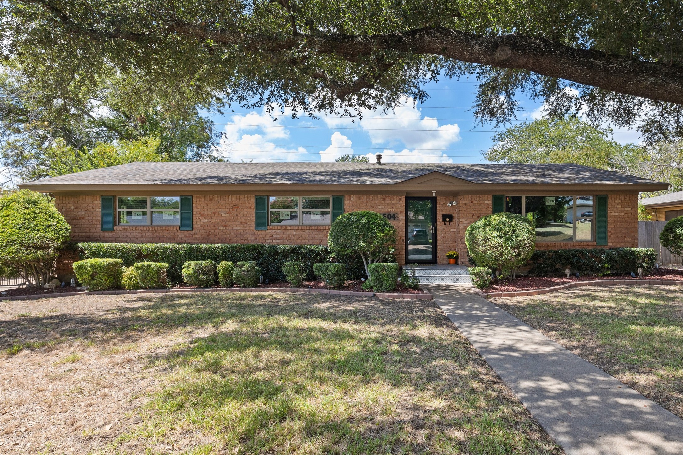 4504 Owendale Drive Benbrook TX 76116