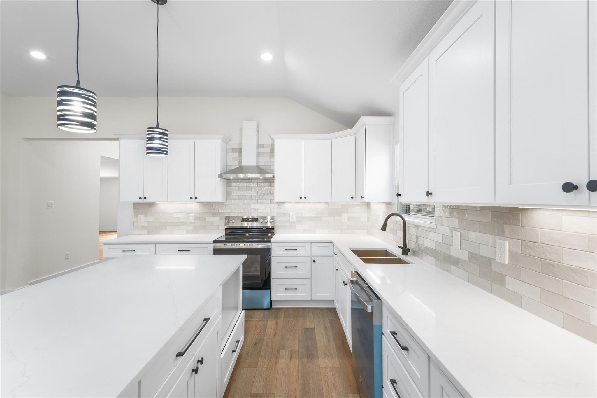 2434 Iroquois Street Dallas TX 75212