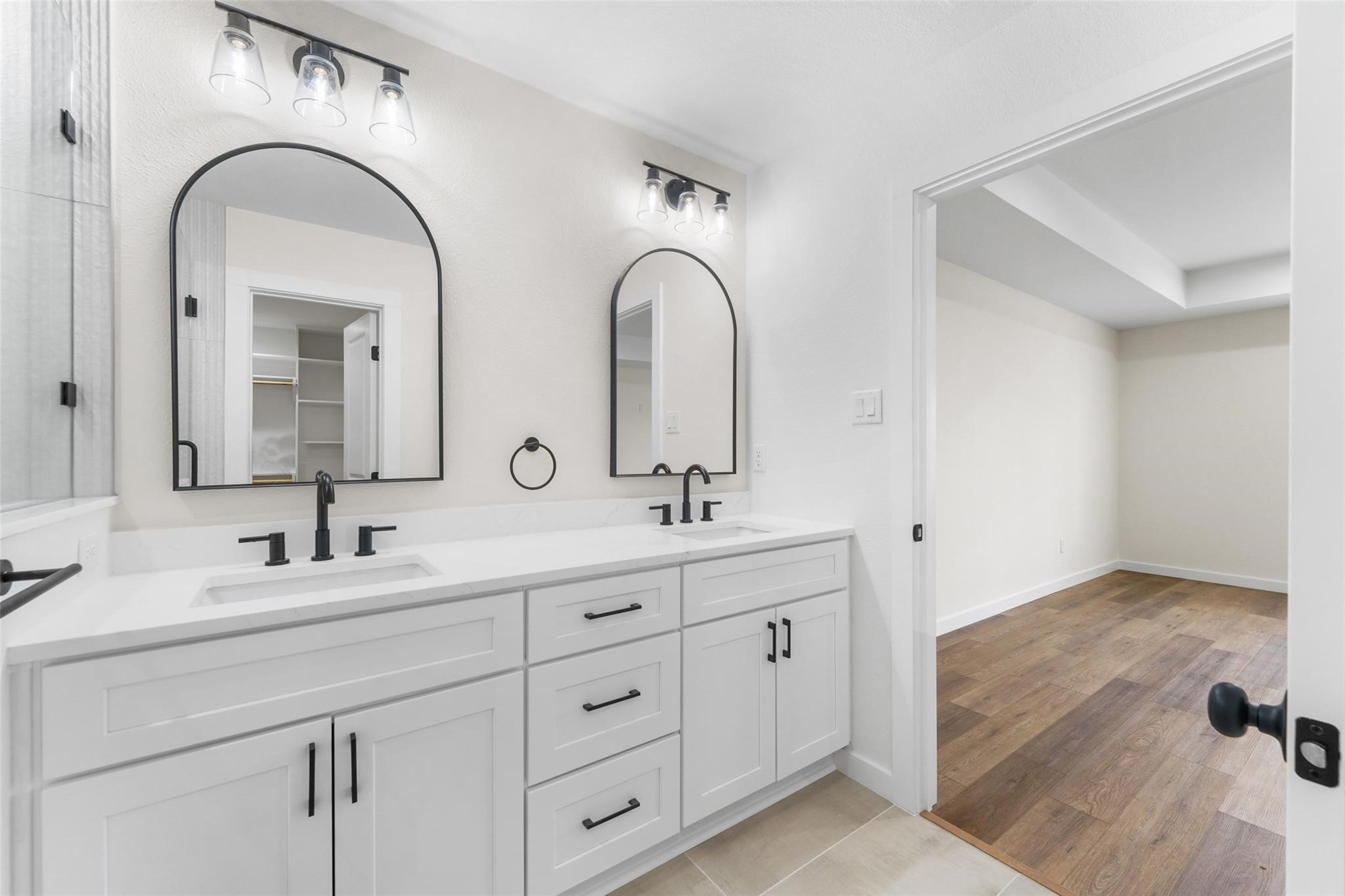 2434 Iroquois Street Dallas TX 75212
