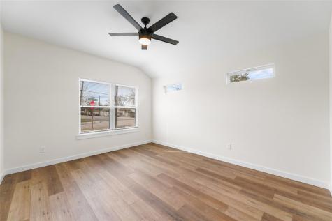 2434 Iroquois Street Dallas TX 75212