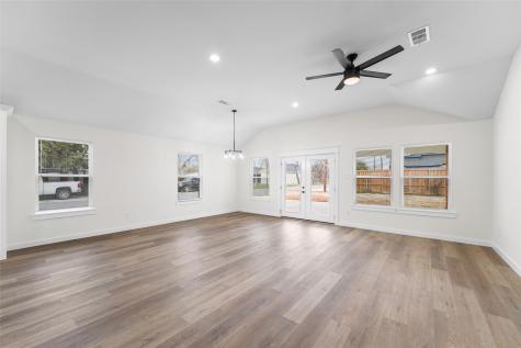 2434 Iroquois Street Dallas TX 75212