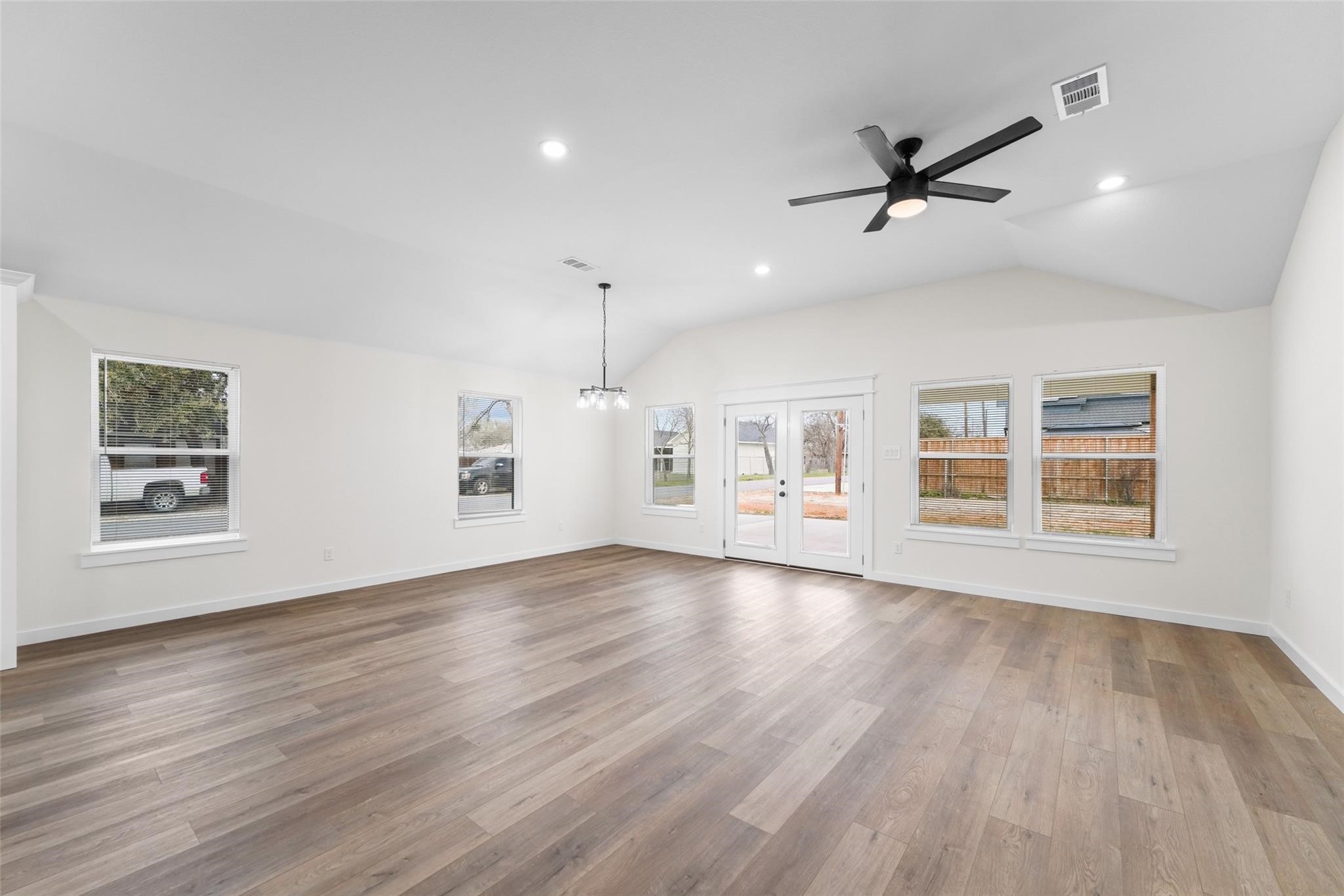 2434 Iroquois Street Dallas TX 75212
