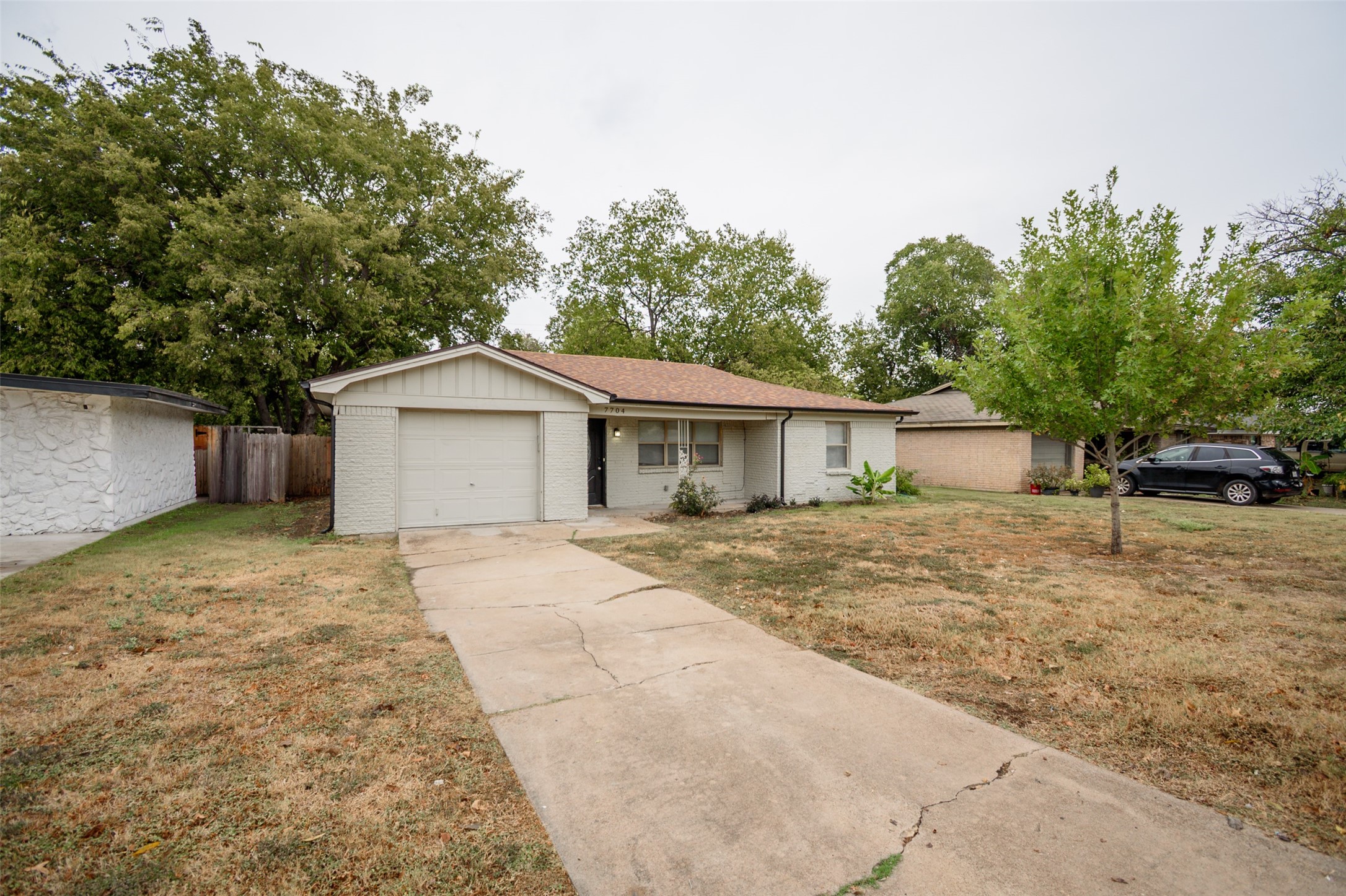 7704 Carlos Street White Settlement TX 76108