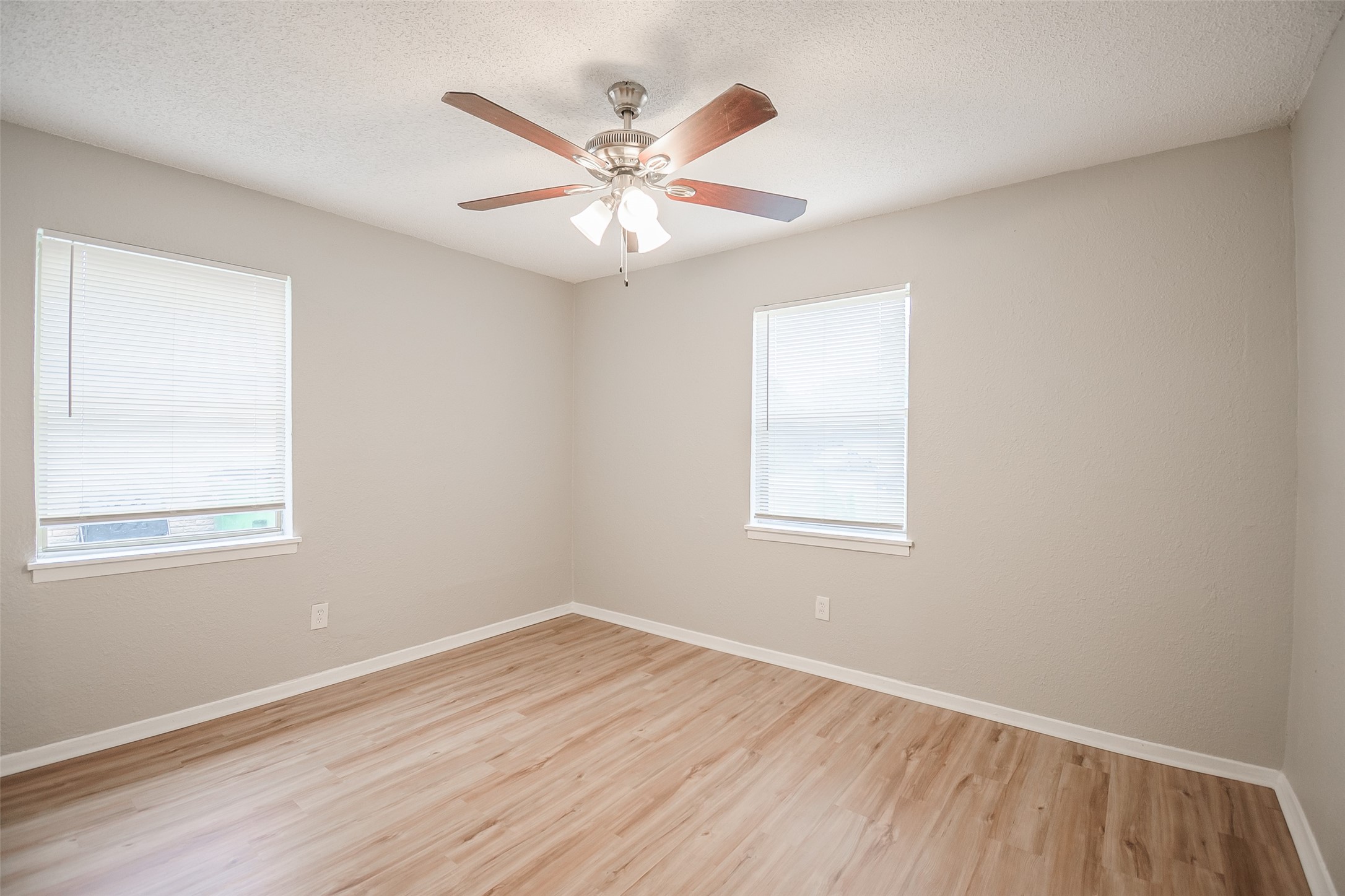 7704 Carlos Street White Settlement TX 76108
