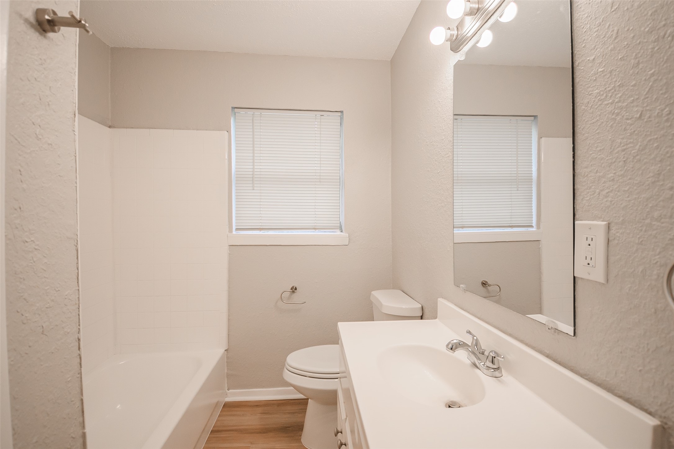 7704 Carlos Street White Settlement TX 76108