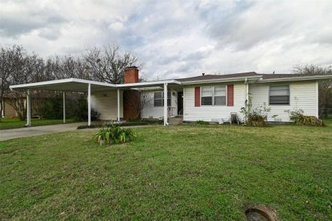 11801 Manon Drive Balch Springs TX 75180